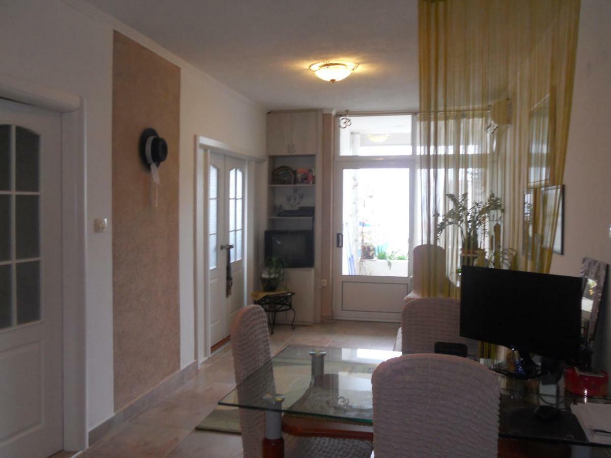 Apartment Mika Будва Екстериор снимка